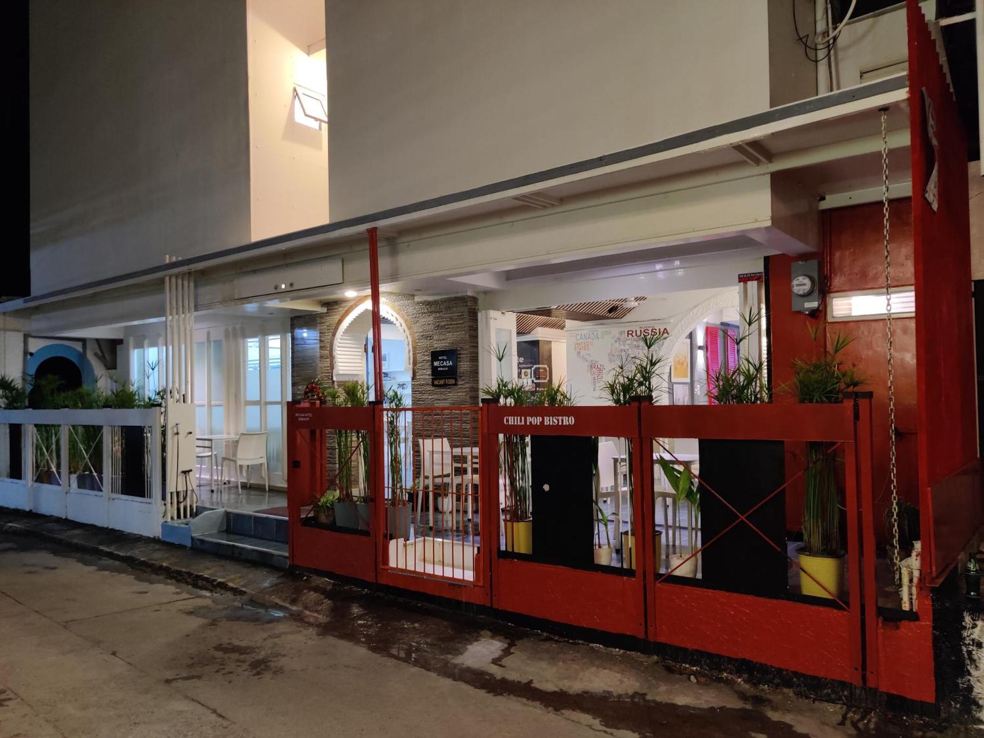 Mecasa Hotel Balabag  Exterior photo